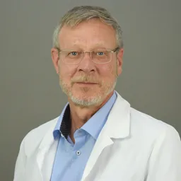 Foto-Prof. Dr. Matthias Oelke_quadrat.jpg
