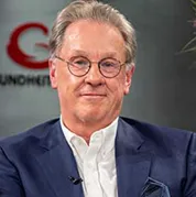 Bild Andreas Müller quadrat.png